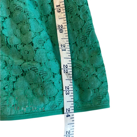 Ann Taylor Shirt Womens 12 Green Lace Blouse Turquoise Floral Peplum Cap Sleeve. - Picture 11 of 15